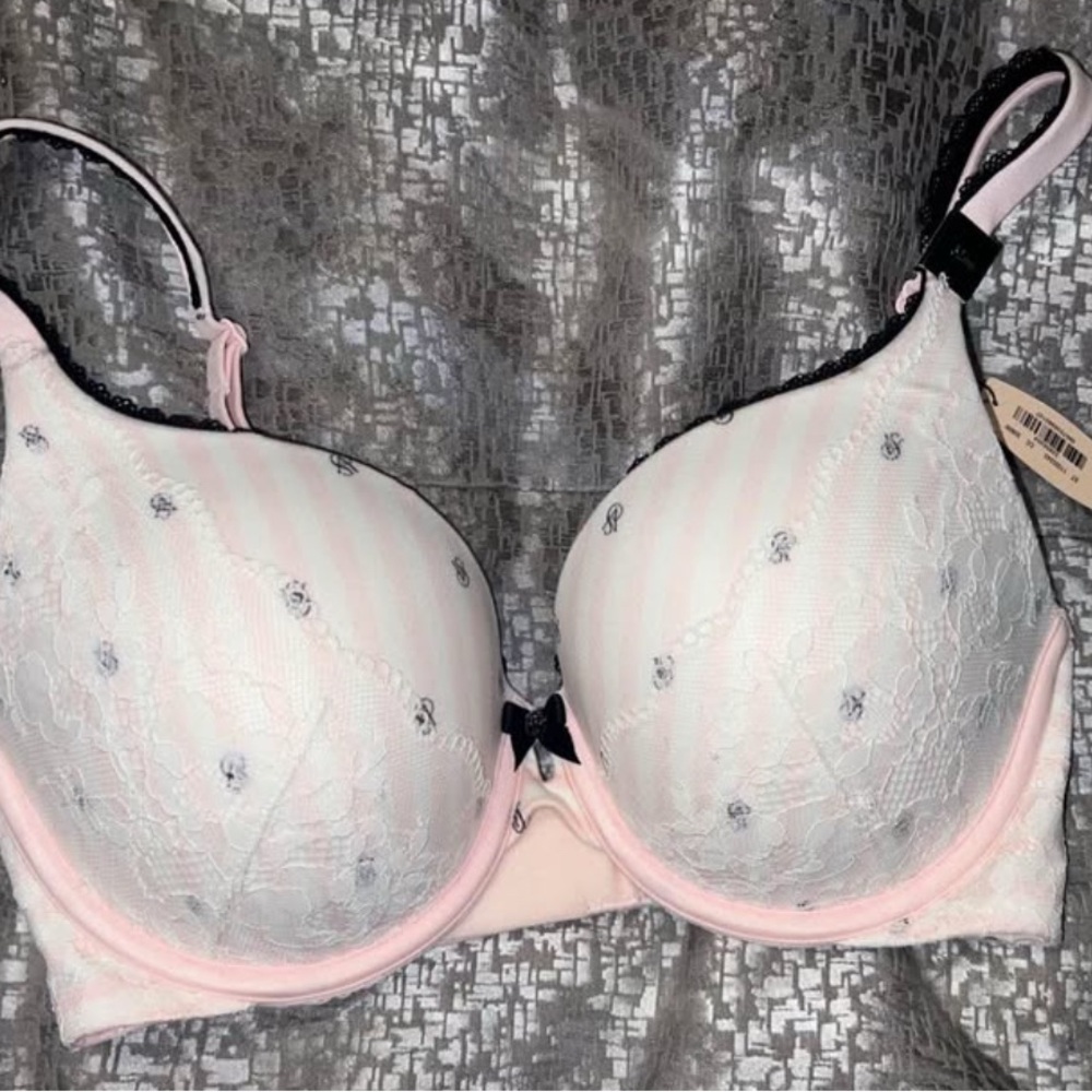 Victorias Secret Bra 32DD